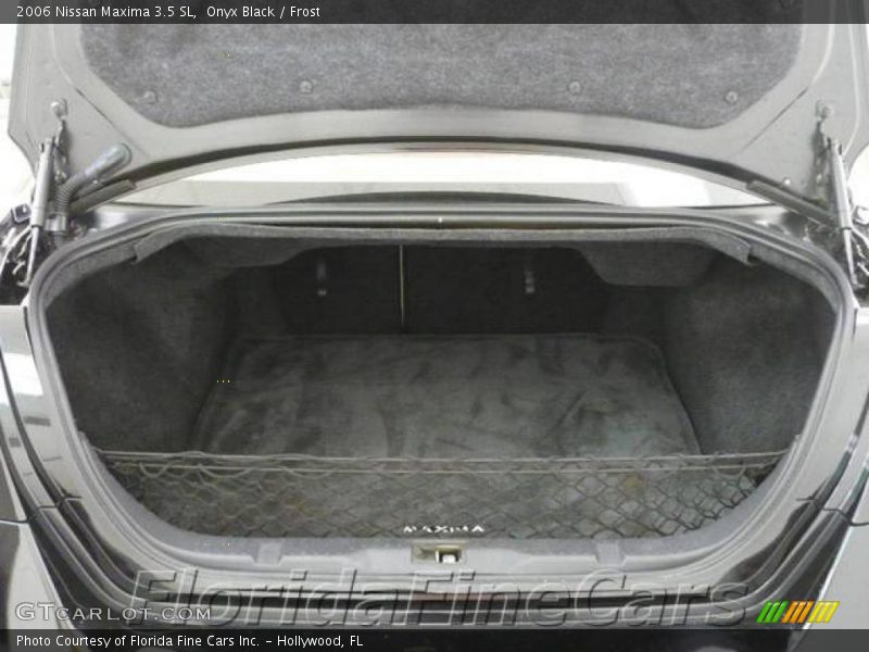 Onyx Black / Frost 2006 Nissan Maxima 3.5 SL