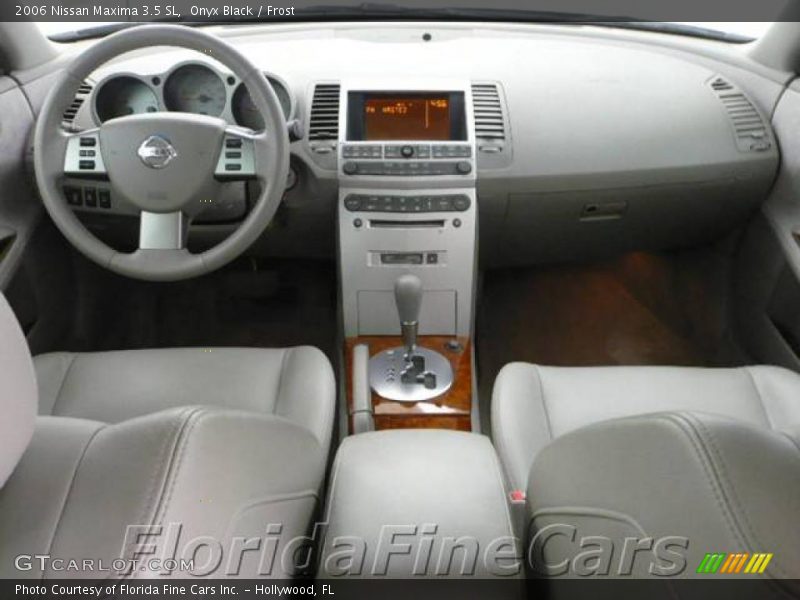 Onyx Black / Frost 2006 Nissan Maxima 3.5 SL