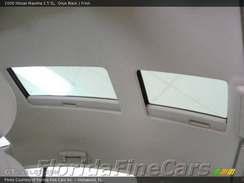 Onyx Black / Frost 2006 Nissan Maxima 3.5 SL