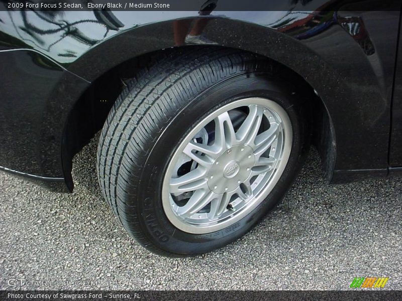 Ebony Black / Medium Stone 2009 Ford Focus S Sedan