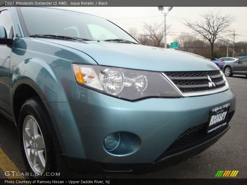 Aqua Metallic / Black 2007 Mitsubishi Outlander LS 4WD