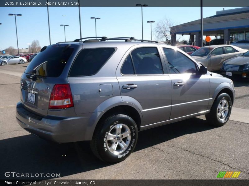 Alpine Gray / Gray 2005 Kia Sorento LX