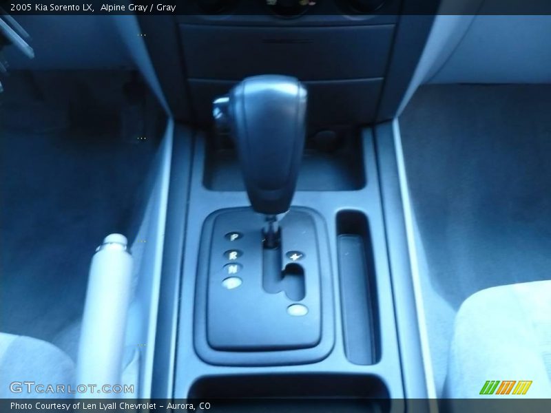 Alpine Gray / Gray 2005 Kia Sorento LX