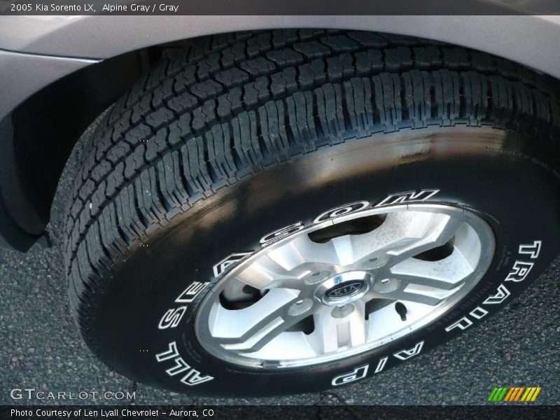 Alpine Gray / Gray 2005 Kia Sorento LX