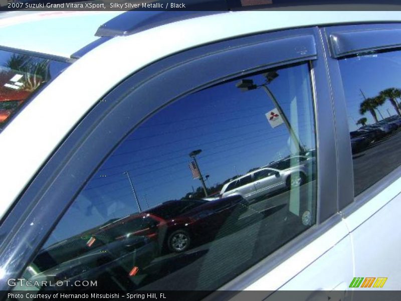 Silky Silver Metallic / Black 2007 Suzuki Grand Vitara XSport