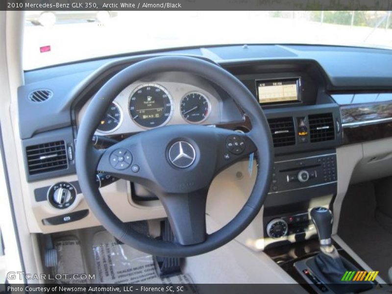 Arctic White / Almond/Black 2010 Mercedes-Benz GLK 350