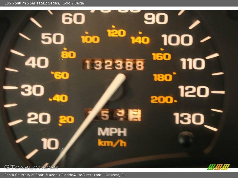 Gold / Beige 1996 Saturn S Series SL2 Sedan