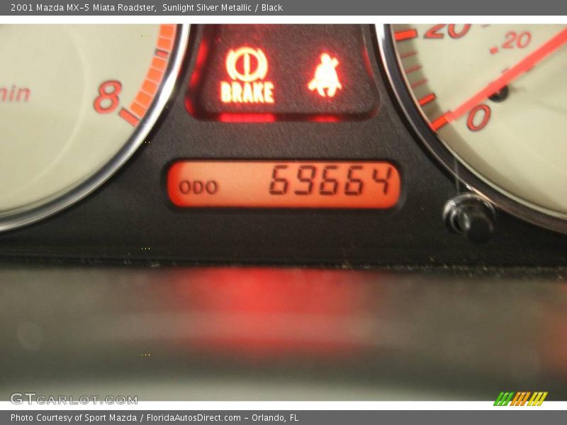 Sunlight Silver Metallic / Black 2001 Mazda MX-5 Miata Roadster