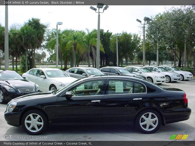 Black Obsidian / Willow 2004 Infiniti Q 45 Luxury Sedan