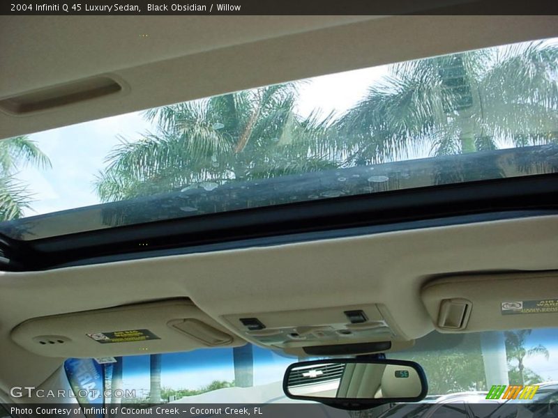 Black Obsidian / Willow 2004 Infiniti Q 45 Luxury Sedan