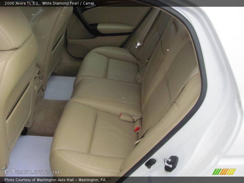 White Diamond Pearl / Camel 2006 Acura TL 3.2
