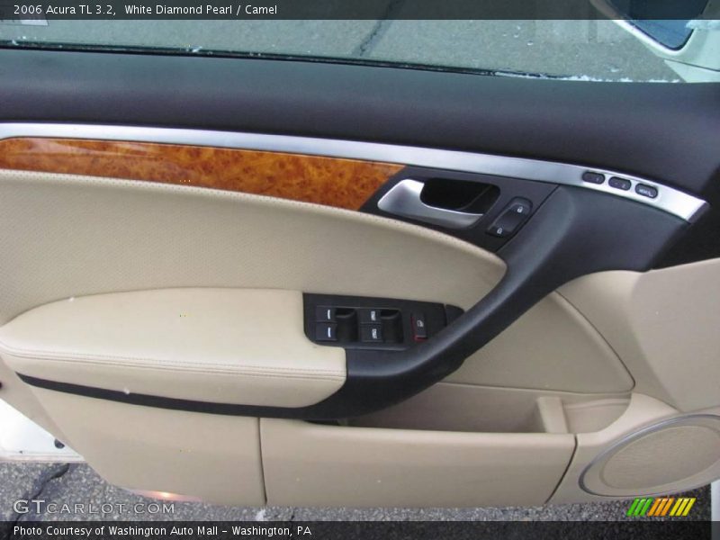 White Diamond Pearl / Camel 2006 Acura TL 3.2