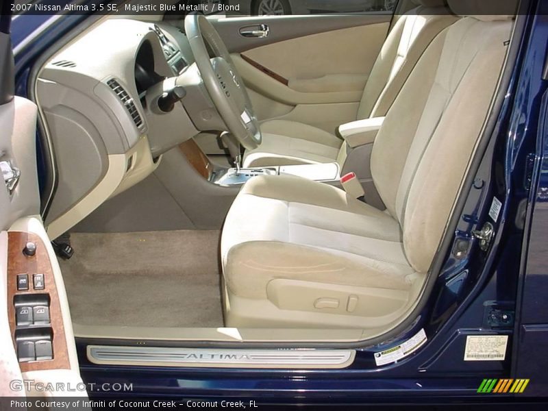 Majestic Blue Metallic / Blond 2007 Nissan Altima 3.5 SE