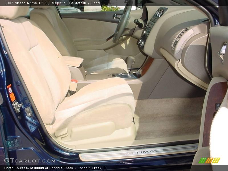 Majestic Blue Metallic / Blond 2007 Nissan Altima 3.5 SE