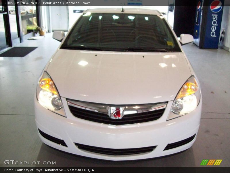 Polar White / Morocco Brown 2009 Saturn Aura XR