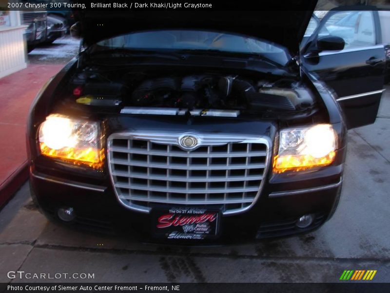 Brilliant Black / Dark Khaki/Light Graystone 2007 Chrysler 300 Touring