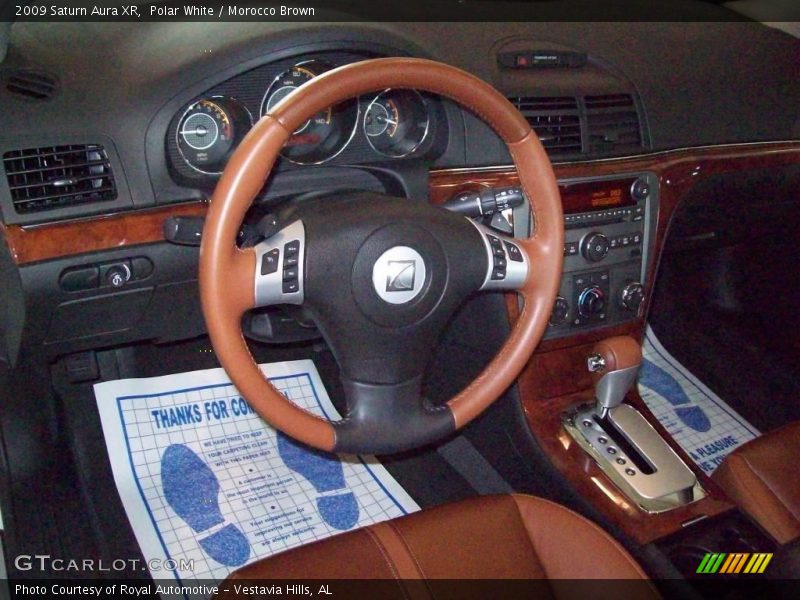 Polar White / Morocco Brown 2009 Saturn Aura XR
