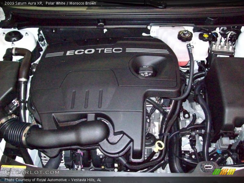 Polar White / Morocco Brown 2009 Saturn Aura XR