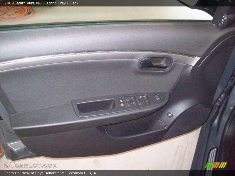 Techno Gray / Black 2009 Saturn Aura XR