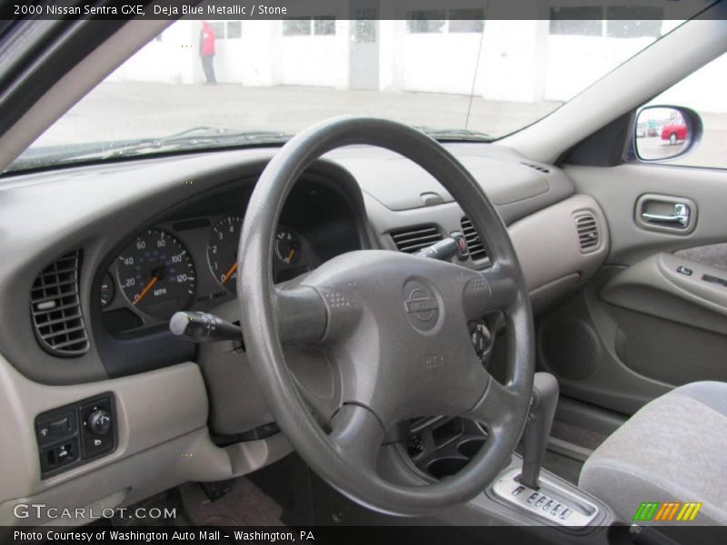 Deja Blue Metallic / Stone 2000 Nissan Sentra GXE