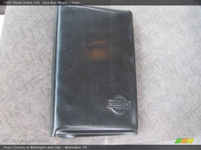 Deja Blue Metallic / Stone 2000 Nissan Sentra GXE