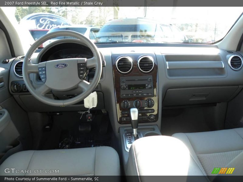 Red Fire Metallic / Shale Grey 2007 Ford Freestyle SEL