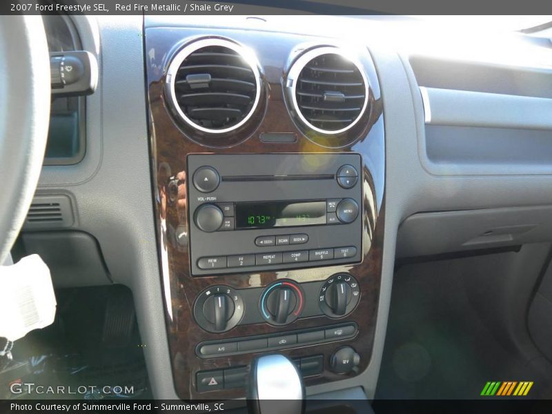 Red Fire Metallic / Shale Grey 2007 Ford Freestyle SEL