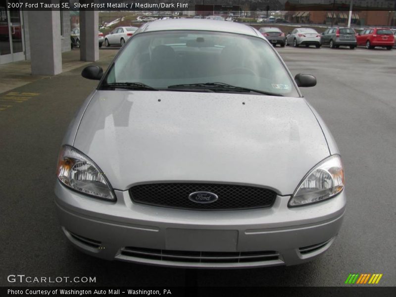 Silver Frost Metallic / Medium/Dark Flint 2007 Ford Taurus SE