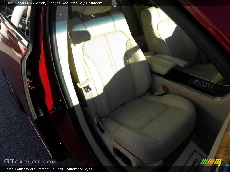 Sangria Red Metallic / Cashmere 2009 Lincoln MKS Sedan