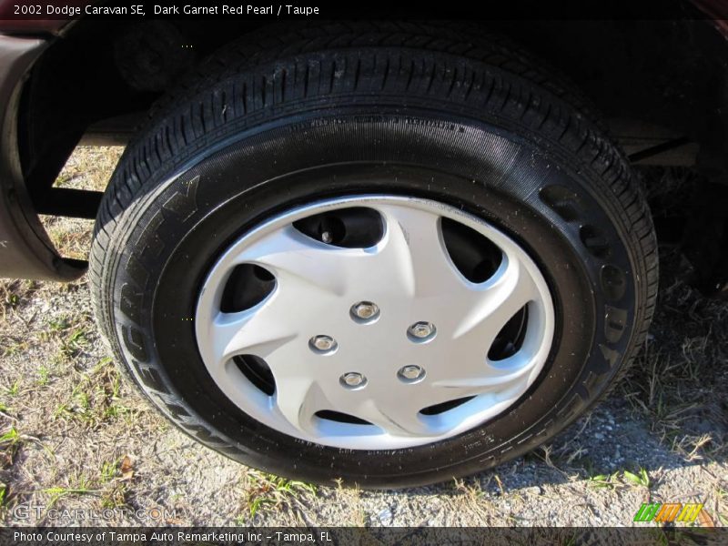 Dark Garnet Red Pearl / Taupe 2002 Dodge Caravan SE