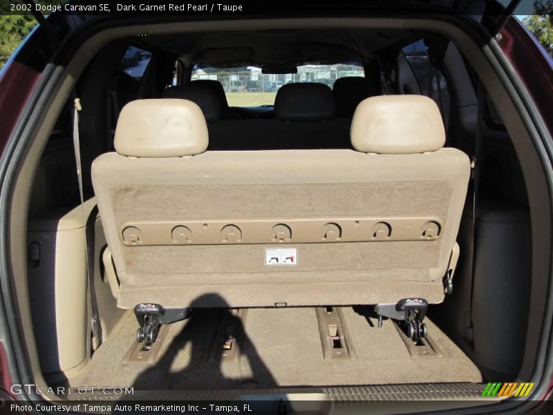 Dark Garnet Red Pearl / Taupe 2002 Dodge Caravan SE