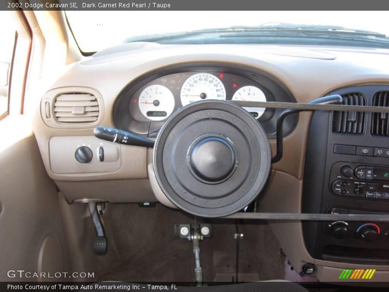 Dark Garnet Red Pearl / Taupe 2002 Dodge Caravan SE