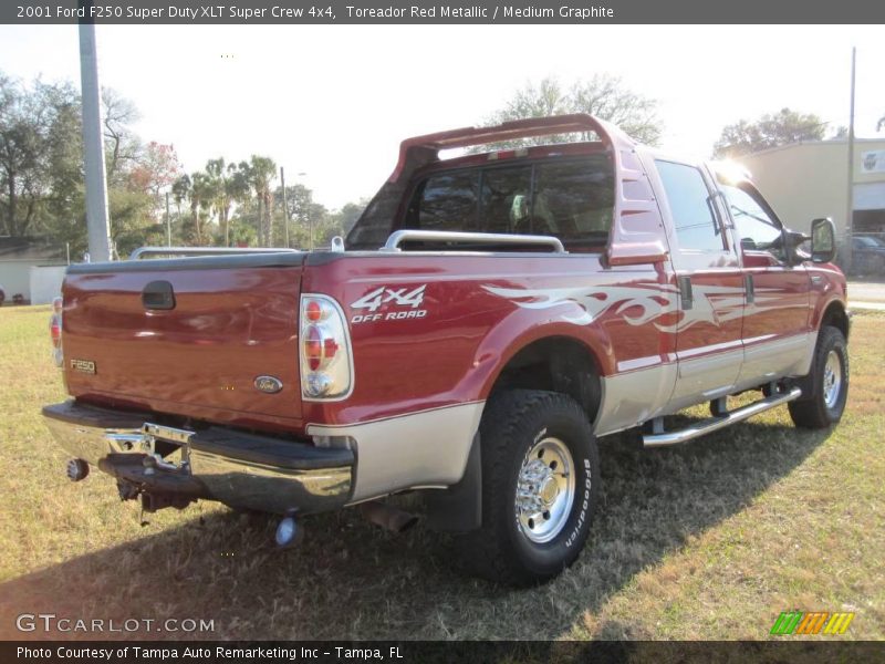 Toreador Red Metallic / Medium Graphite 2001 Ford F250 Super Duty XLT Super Crew 4x4