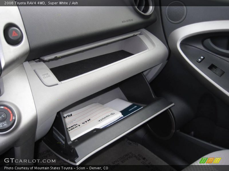 Super White / Ash 2008 Toyota RAV4 4WD