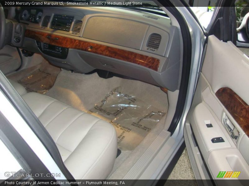 Smokestone Metallic / Medium Light Stone 2009 Mercury Grand Marquis LS