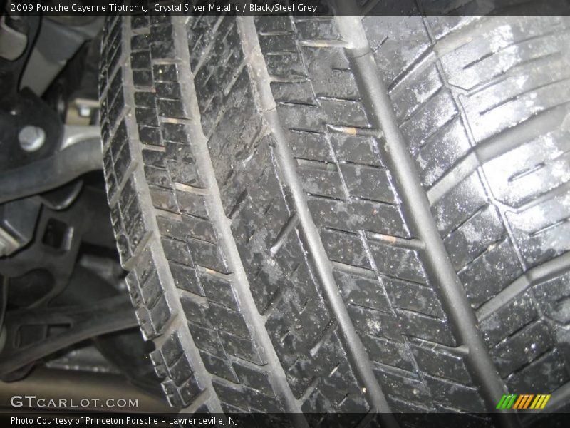 Crystal Silver Metallic / Black/Steel Grey 2009 Porsche Cayenne Tiptronic