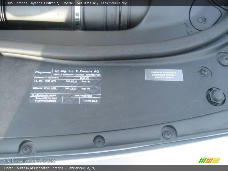 Crystal Silver Metallic / Black/Steel Grey 2009 Porsche Cayenne Tiptronic