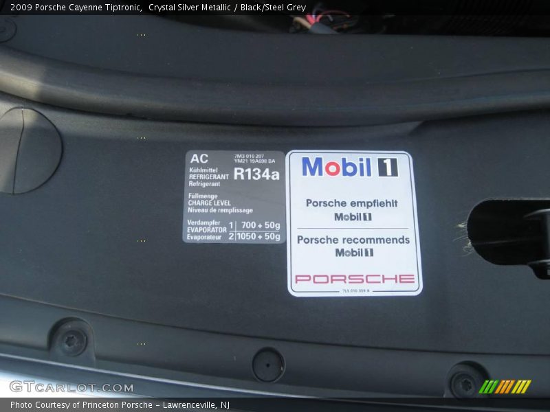 Crystal Silver Metallic / Black/Steel Grey 2009 Porsche Cayenne Tiptronic