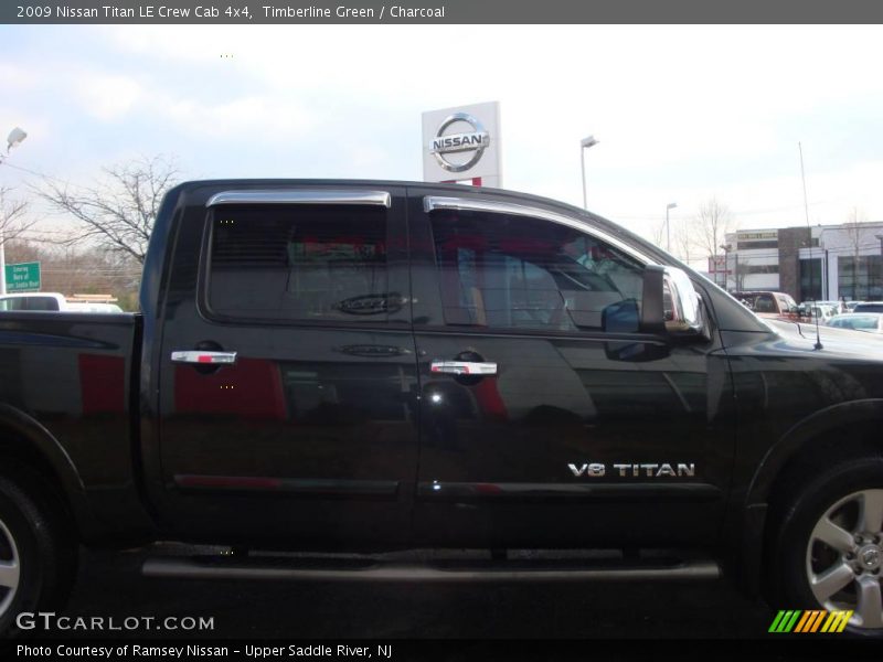 Timberline Green / Charcoal 2009 Nissan Titan LE Crew Cab 4x4