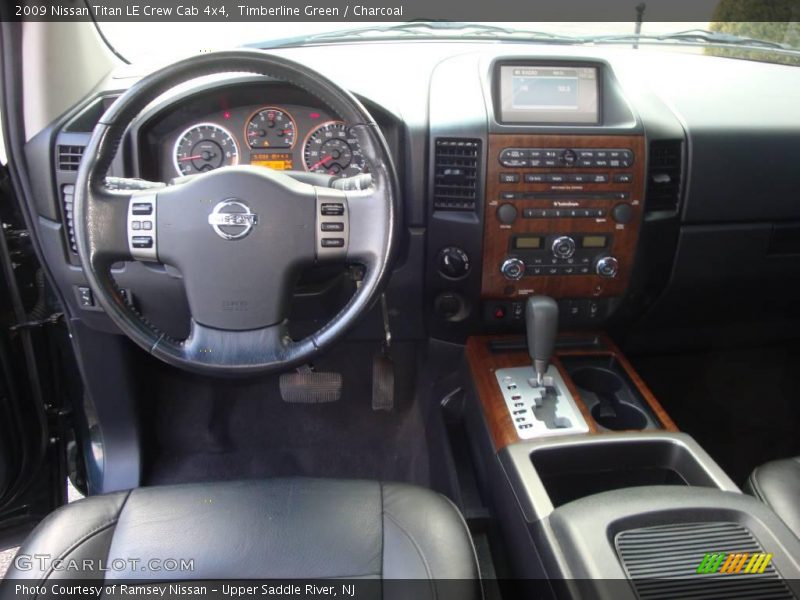 Timberline Green / Charcoal 2009 Nissan Titan LE Crew Cab 4x4