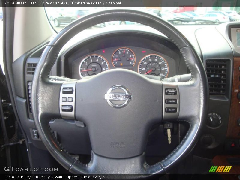Timberline Green / Charcoal 2009 Nissan Titan LE Crew Cab 4x4