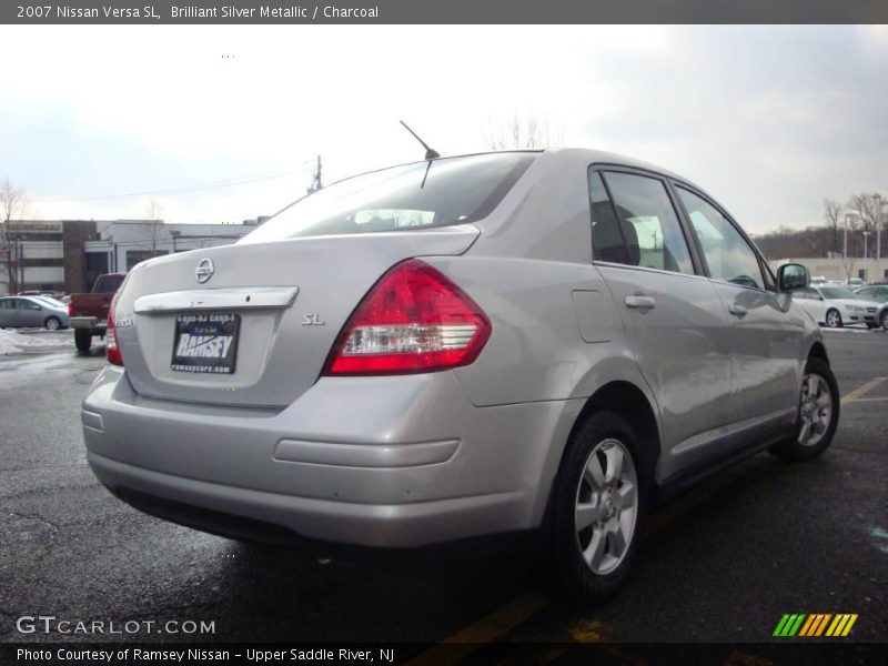 Brilliant Silver Metallic / Charcoal 2007 Nissan Versa SL