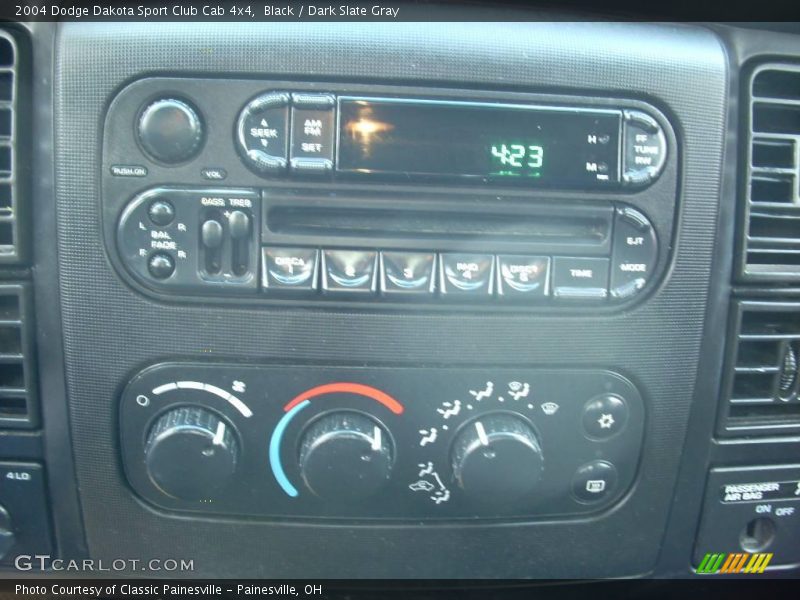 Black / Dark Slate Gray 2004 Dodge Dakota Sport Club Cab 4x4