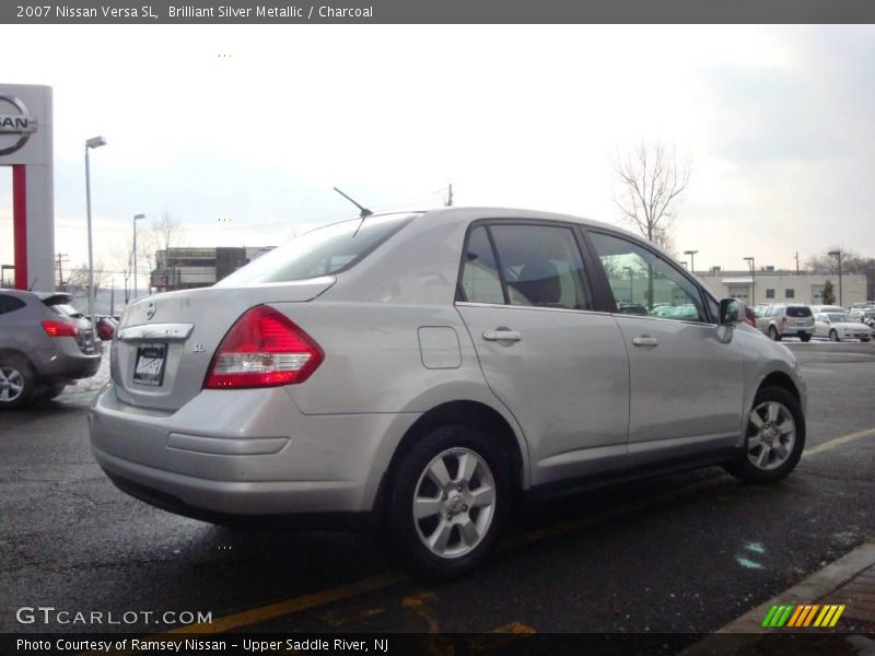 Brilliant Silver Metallic / Charcoal 2007 Nissan Versa SL