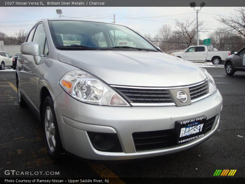 Brilliant Silver Metallic / Charcoal 2007 Nissan Versa SL