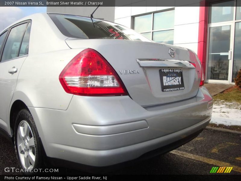 Brilliant Silver Metallic / Charcoal 2007 Nissan Versa SL