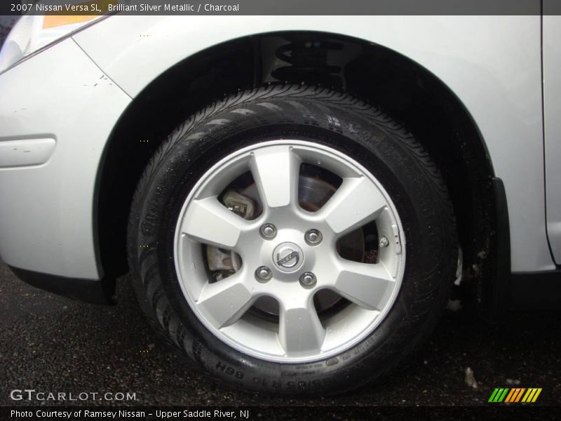 Brilliant Silver Metallic / Charcoal 2007 Nissan Versa SL