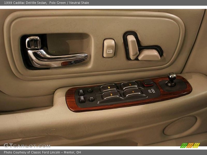 Polo Green / Neutral Shale 1999 Cadillac DeVille Sedan
