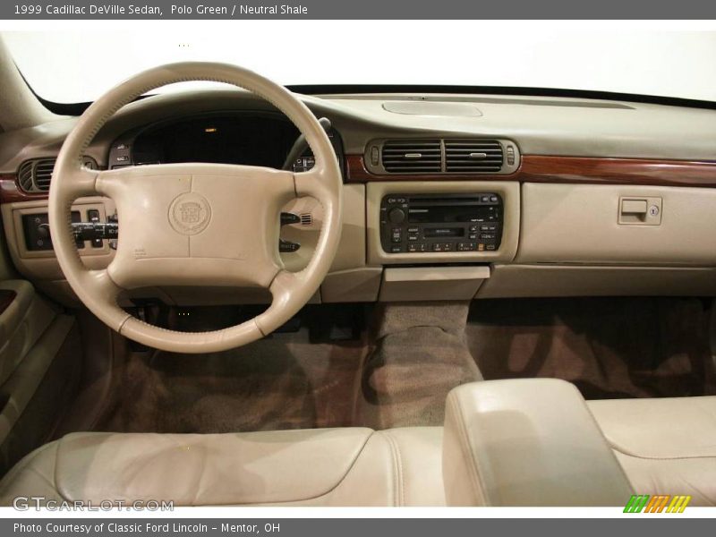 Polo Green / Neutral Shale 1999 Cadillac DeVille Sedan