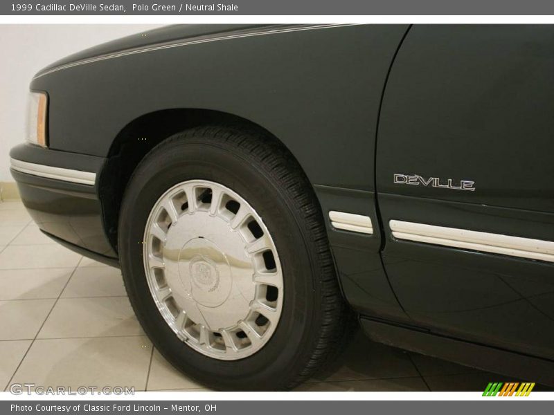 Polo Green / Neutral Shale 1999 Cadillac DeVille Sedan